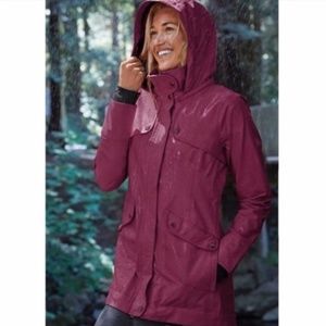 Athleta Overcast Rain Jacket/Coat, Burgundy/Maroon